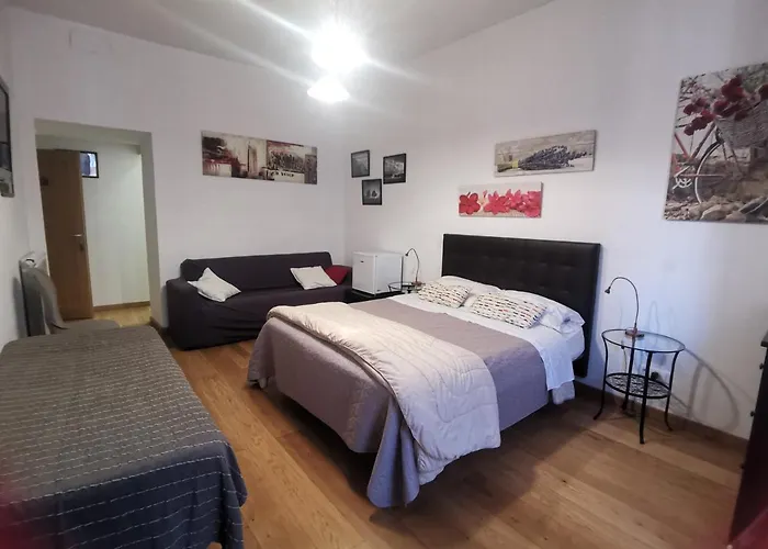 103 Oda ve Kahvaltı 4*