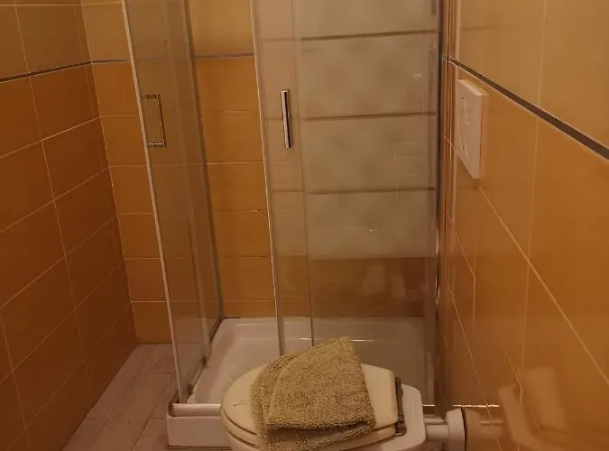 103 Oda ve Kahvaltı Roma